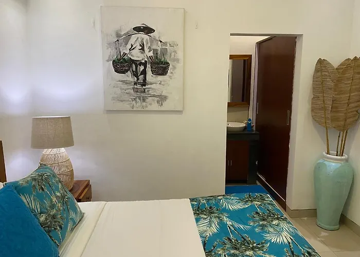 Villa Tenang Legian (Bali)